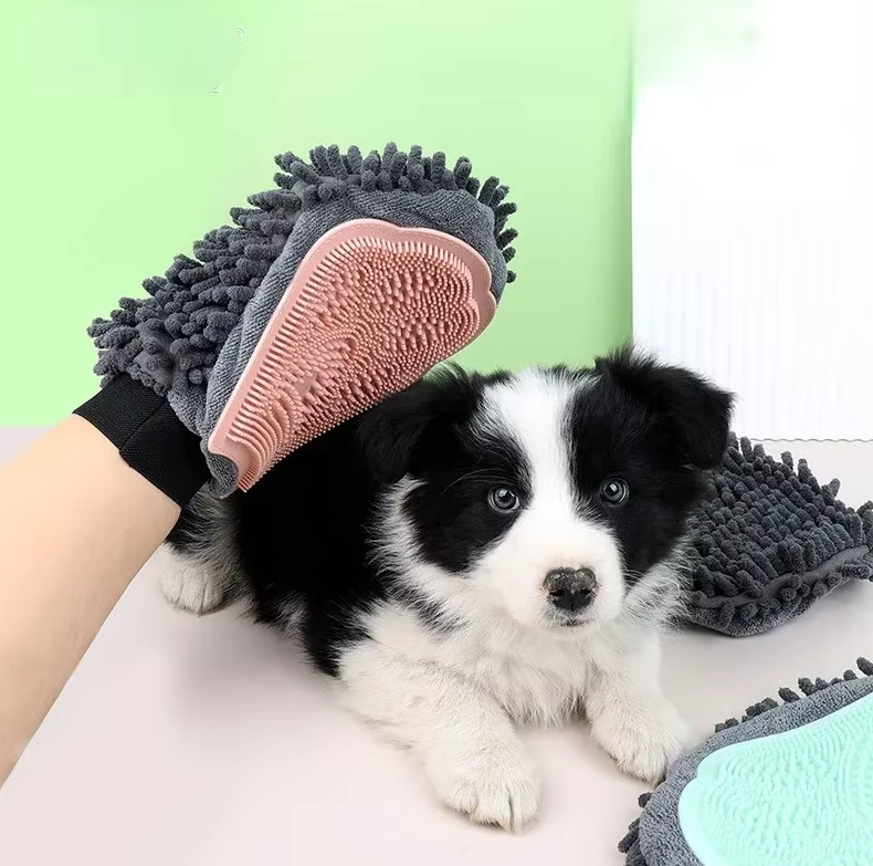 2 - In-1 Grooming Glove With Microfibre And Silicone - Gentle Massage And Efficient Hair Removal For Dogs And Cats